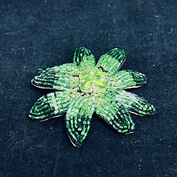 Kenneth Cole Green Ombre Seed Bead Flower Brooch With Leather Back - Picture 2 of 4